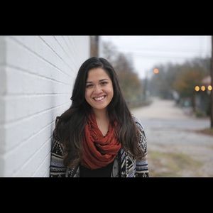 Meet your Posher, Stephanie